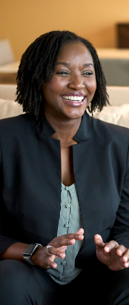 Portrait of Rose Niang, Edelman Financial Engines financial planner